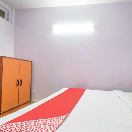Hotel O Chandu Inn Нью-Делі Екстер'єр фото