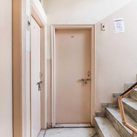 Hotel O Chandu Inn Нью-Делі Екстер'єр фото